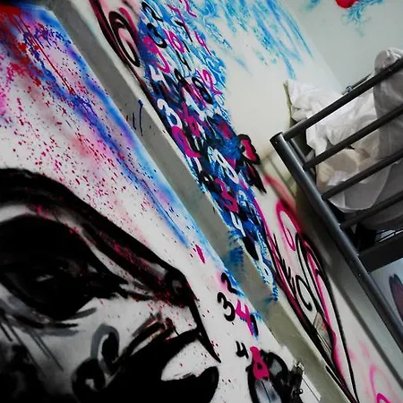 Hostel Bob's Youth *